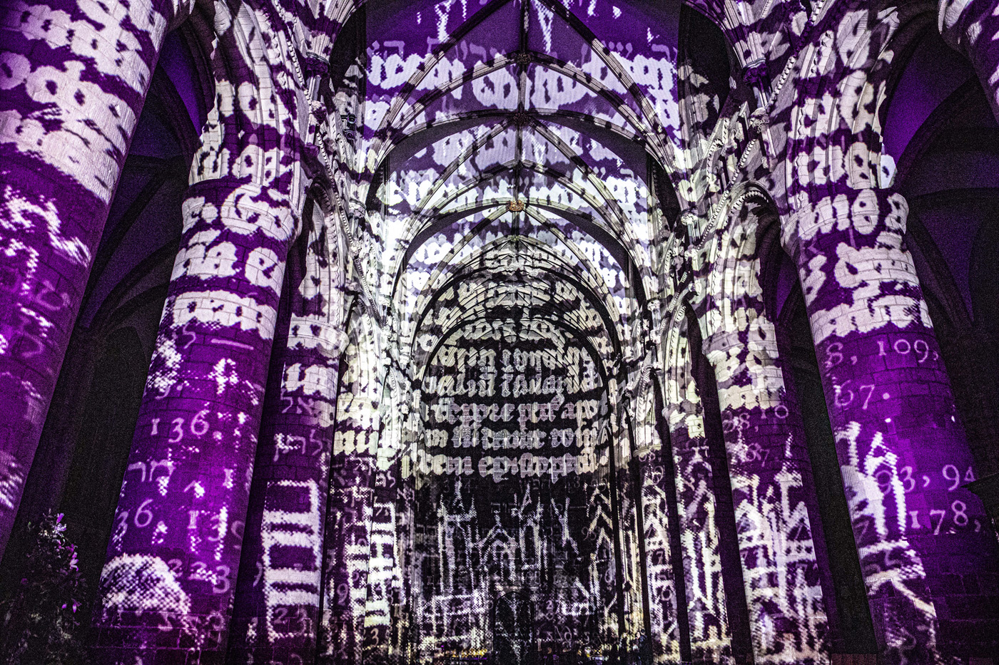 Light-Eternal-Gloucester-Cathedral-Luxmuralis-Oct-2023-2