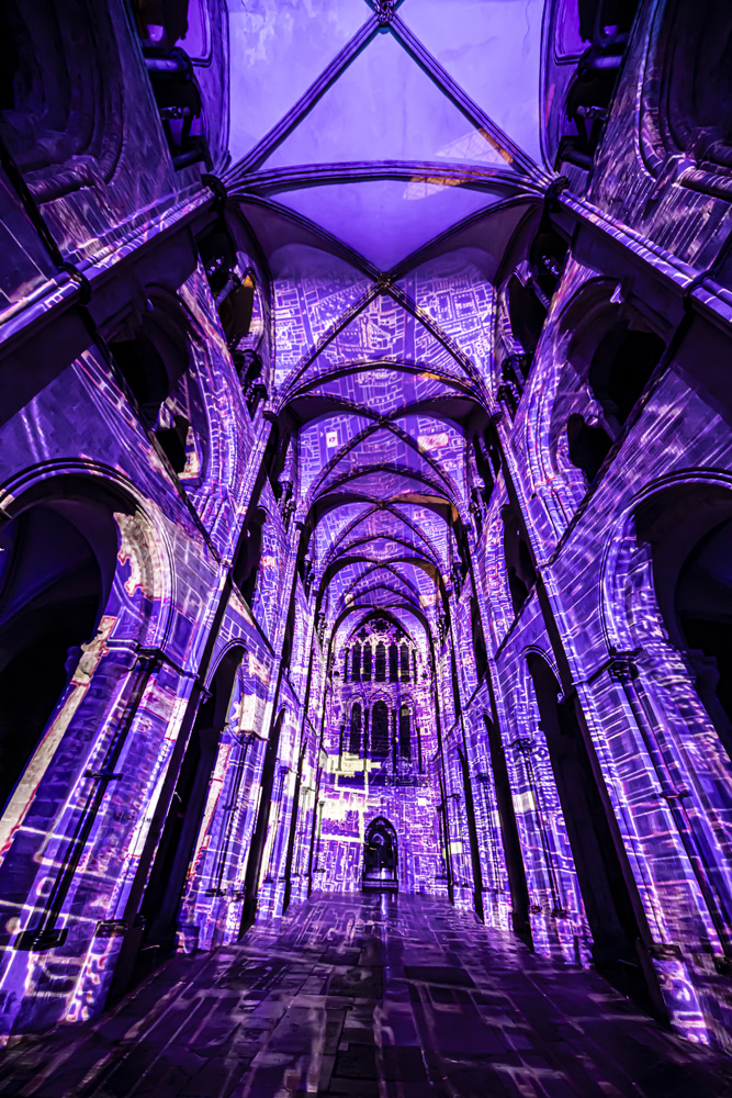 Luxmuralis-Chichester-Cathedral-950-oct-son-et-Lumiere-light-show-projection-art-mapping-sound-and-light-showepic-art-projection-art-cathedral-light-show_7-smv